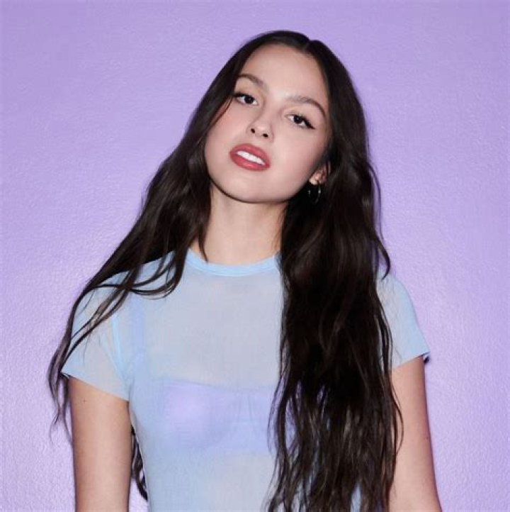 Olivia Rodrigo Height, Weight, Age, Net Worth, Bio and Facts