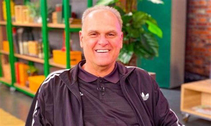 Fame | Oscar Schmidt net worth and salary income estimation Apr, 2024