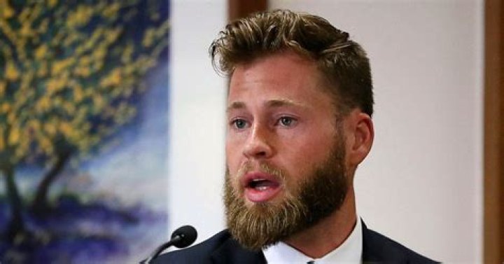 Owen Shroyer- Net Worth, Age, Wife, Ethnicity, Height, Career