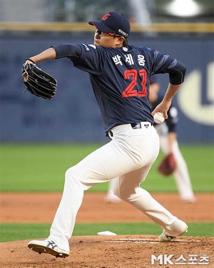 Park Se-woong Net Worth, Age, Height, Bio, Birthday, Wiki!