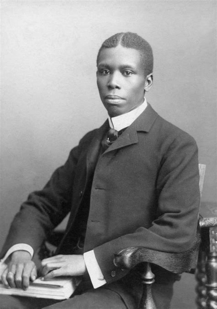 Paul Laurence Dunbar - Net Worth, Age, Height, Birthday, Bio, Wiki!