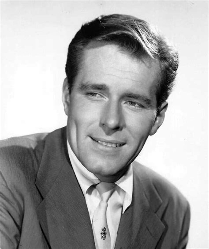 Philip Carey Net Worth, Age, Height, Bio, Birthday, Wiki!