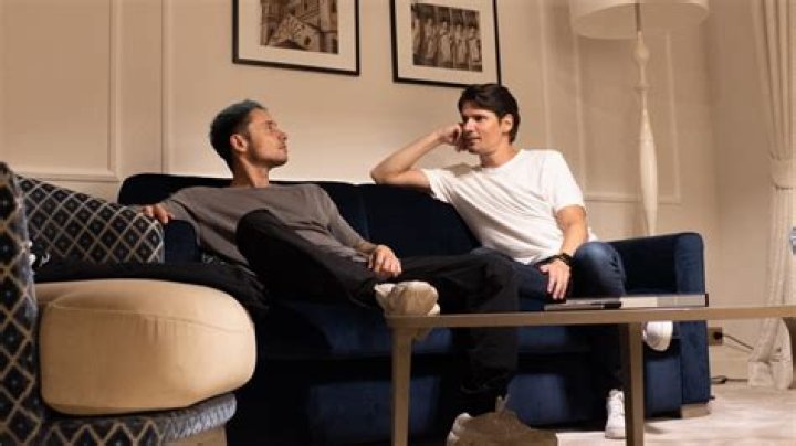 Premiere: Elliot Crawford Drops Music Video, ‘You Think I Like It’