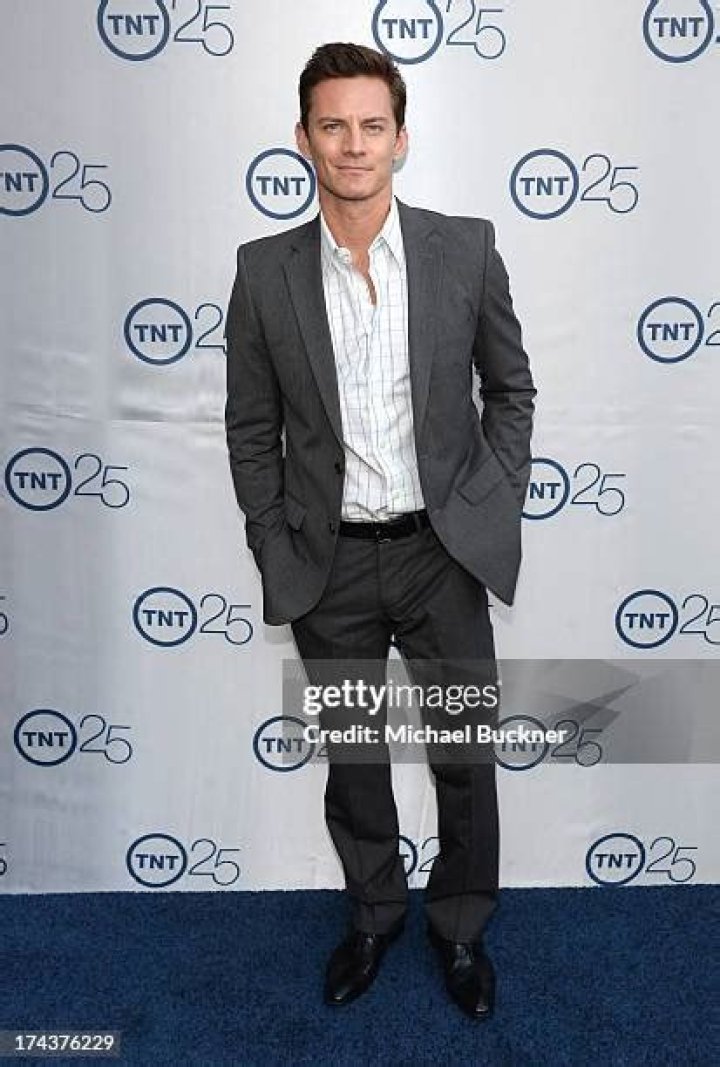 R. Brandon Johnson - Net Worth, Age, Height, Birthday, Bio, Wiki!