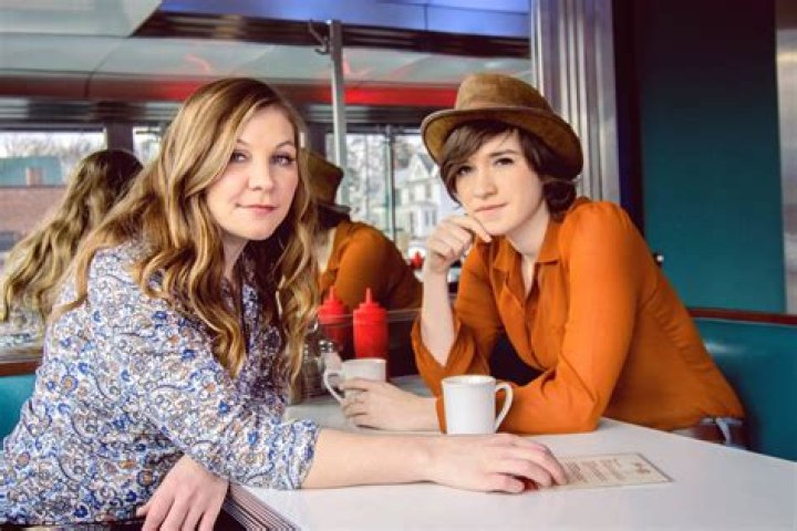 Reina Del Cid Net Worth, Age, Height, Bio, Birthday, Wiki!