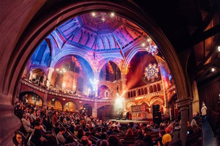 REVIEW: Claire Richards, My Wildest Dreams Tour at Union Chapel London