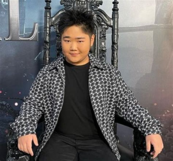 
Reyn Doi- Wiki, Age, Height, Net Worth, Girlfriend, Ethnicity	