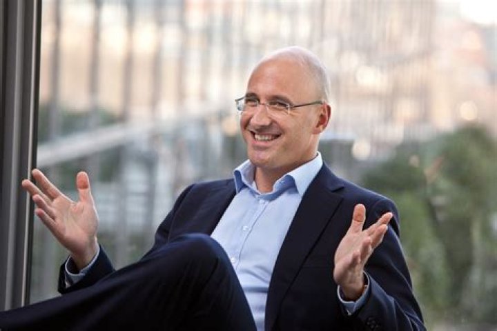 Fame | Riccardo Zacconi net worth and salary income estimation Jan, 2024