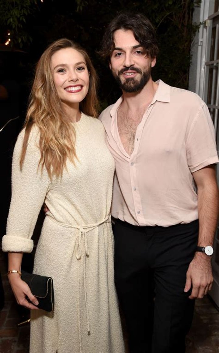 Elizabeth Olsen is Engaged to Robbie Arnett!! Explore his Wiki, Bio, Age, Height, Net Worth, Nationality