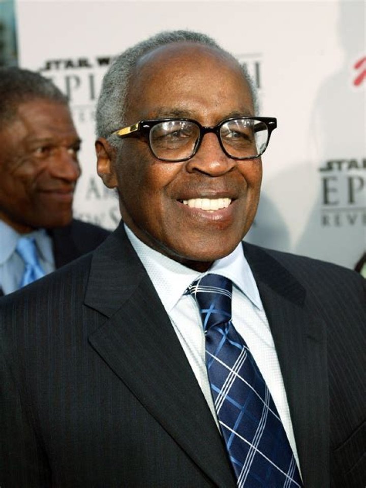 Robert Guillaume Net Worth, Age, Height, Bio, Birthday, Wiki!