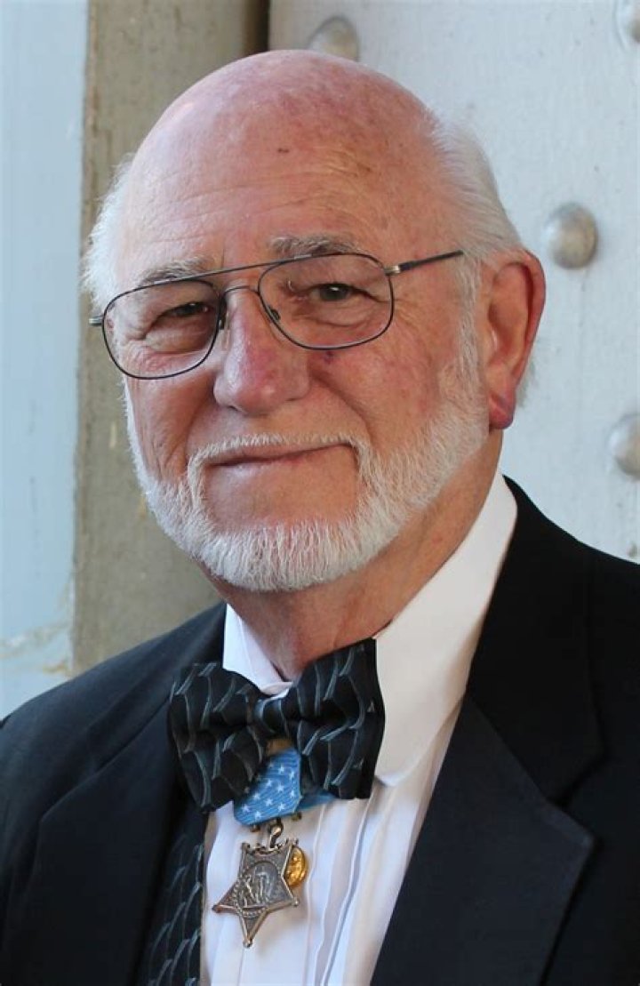 Robert R. Ingram Net Worth, Age, Height, Bio, Birthday, Wiki!