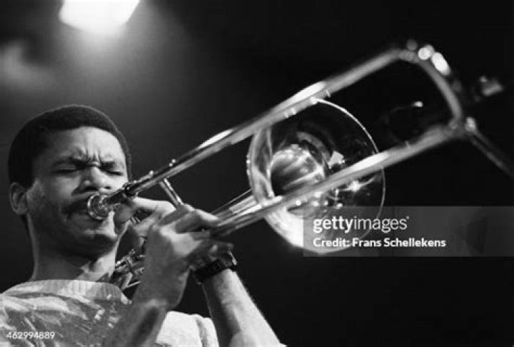 Robin Eubanks - Net Worth, Age, Height, Birthday, Bio, Wiki!