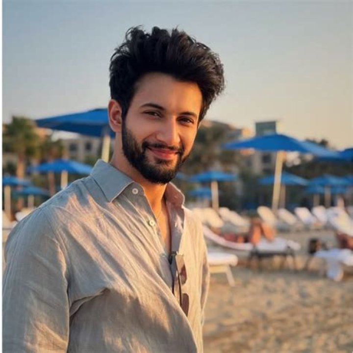 Fame | Rohit Saraf net worth and salary income estimation Apr, 2024