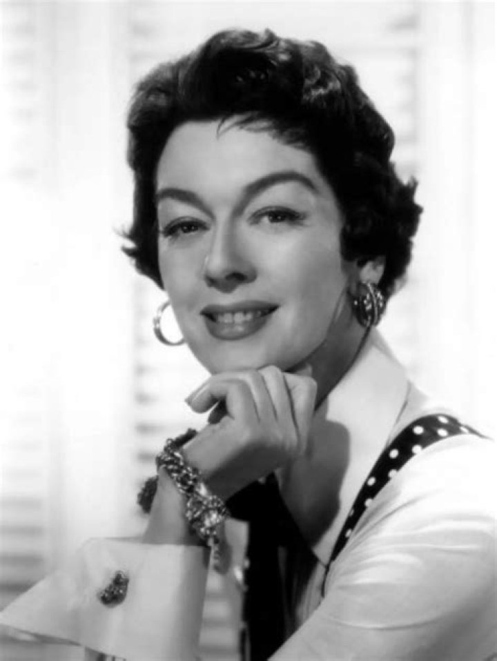 Fame | Rosalind Russell net worth and salary income estimation Jan, 2024