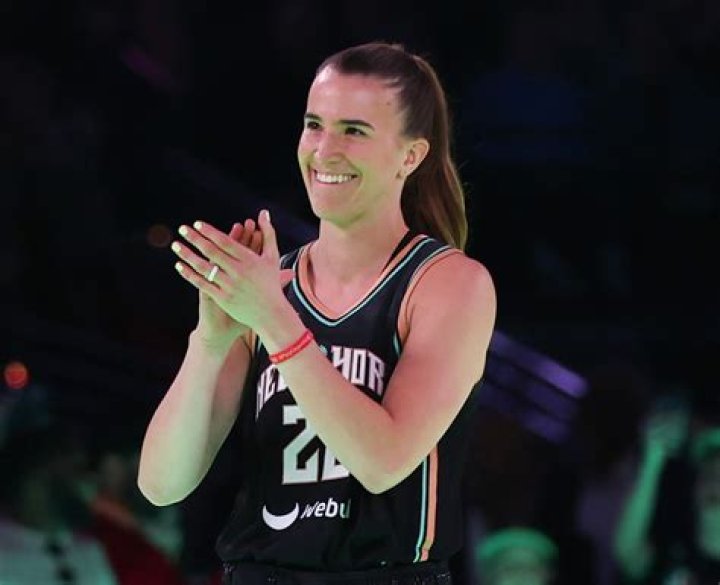 Sabrina Ionescu Height: How Tall Is Sabrina Ionescu?