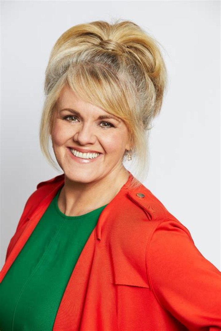Sally Lindsay - Net Worth, Age, Height, Birthday, Bio, Wiki!