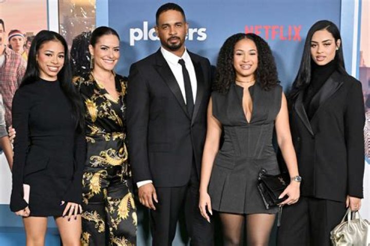 Who Are Samara Joy Siblings?