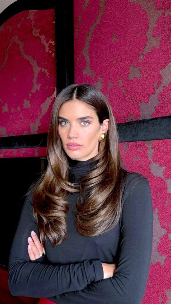 Sara Sampaio- Age, Bio, Boyfriend, Net Worth, Height, Weight, Career