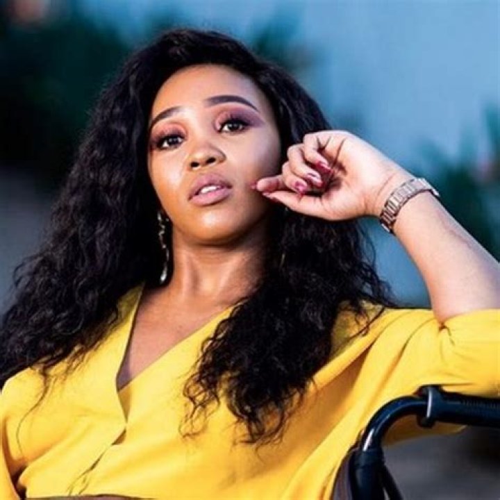 Sbahle Mpisane Biography [Net Worth, Age, Wiki, Songs, Snake, Pictures, Twitter, Mother, Wikipedia, Boyfriend,Secrets & More]