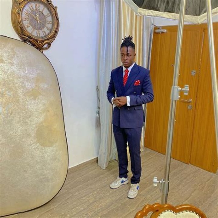 Seun Pizzle Biography: Age, Songs, Dance, Instagram, Net Worth, Girlfriend, Wikipedia, Car, Real Name