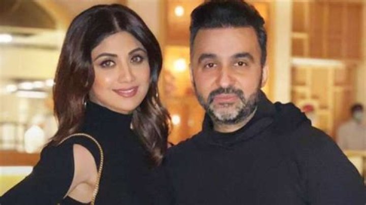 Who is Shilpa Shetty Dating – Shilpa Shetty's Husband & Exes