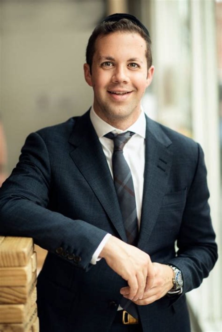 Fame | Simcha Leiner net worth and salary income estimation Apr, 2024