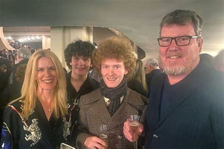 Simon Van Kempen Net Worth, Age, Height, Bio, Birthday, Wiki!