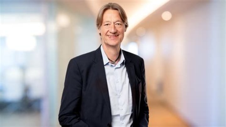 Stefan Weidner Fortune