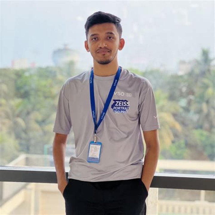 Stephen Lee’s Girlfriend: Who is Stephen Lee Dating?