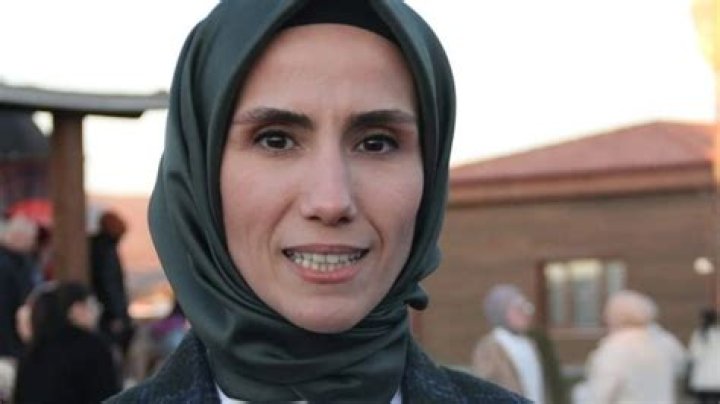 Fame | Sümeyye Erdoğan net worth and salary income estimation Apr, 2024