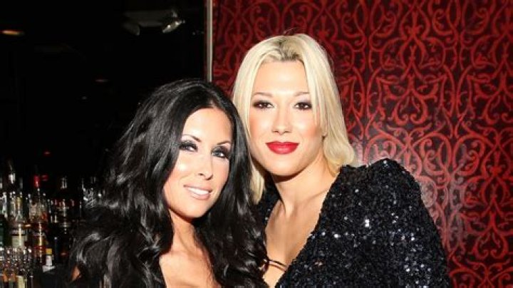 Susie Stenberg - Net Worth, Age, Height, Birthday, Bio, Wiki!