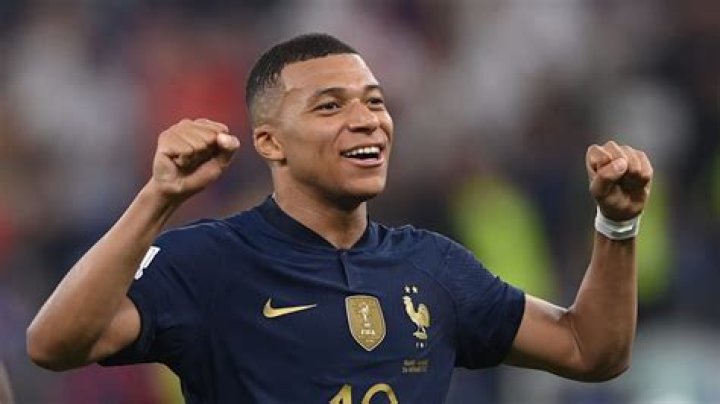 Taille Kylian Mbappé