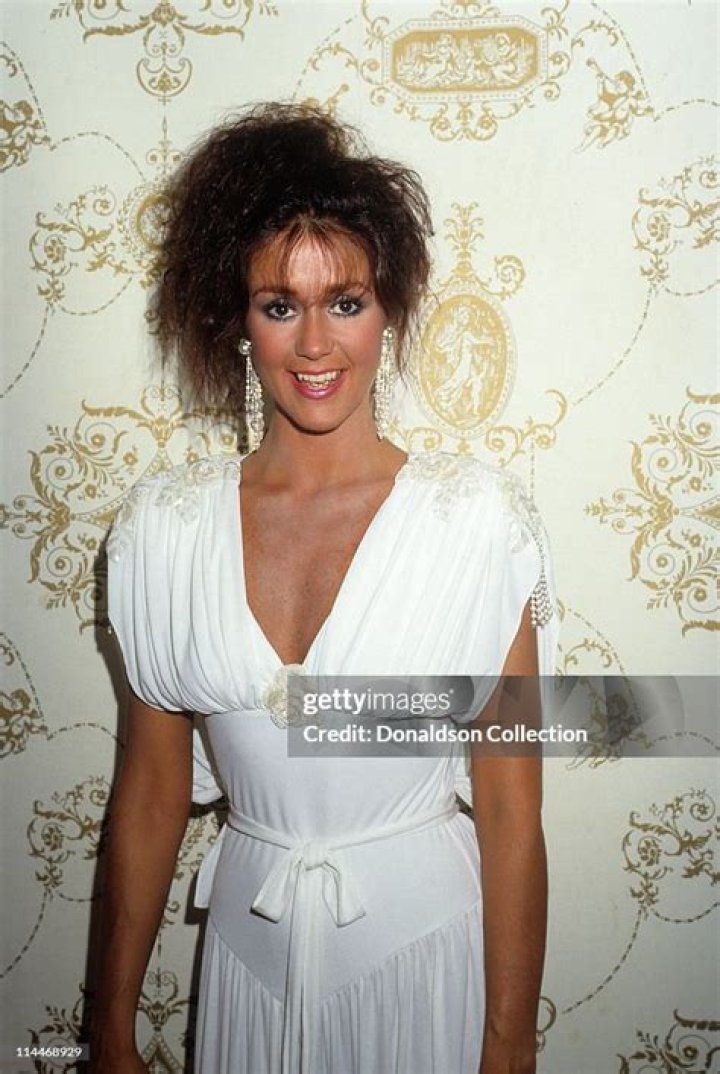 Tawny Little Net Worth, Age, Height, Bio, Birthday, Wiki!