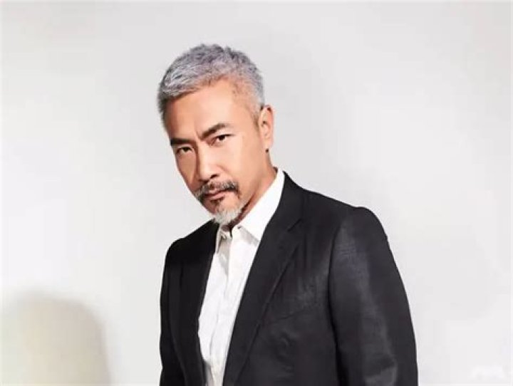 Tay Ping Hui Biography: Wife, Son, Age, Army, Net Worth, Daughter, TV Shows, Movies, Height, Education, Instagram, Wedding Photos