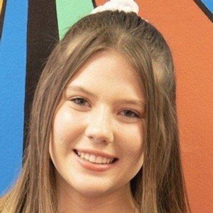 Taylor Bouslog – Age, Height, Net Worth, Boyfriend, Dating