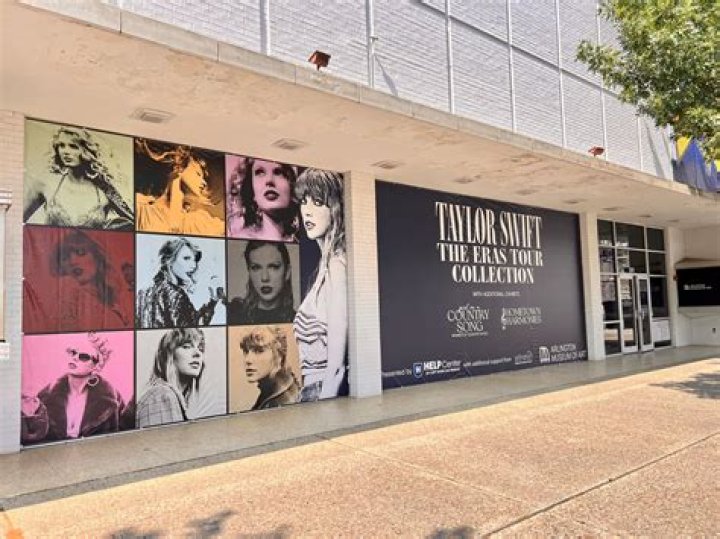 Taylor Swift Exhibit Heading to NYC