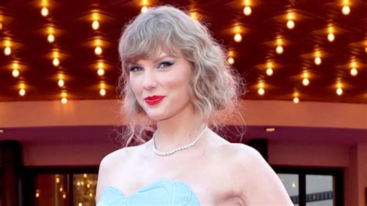 Taylor Swift reaches 80 MILLION Twitter followers