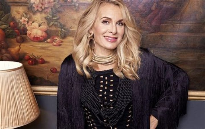 The Fizz Singer Jay Aston Releases Solo Concert On YouTube