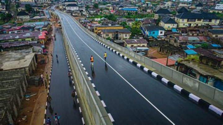 The ‘Mad Man’ Spotted On Lagos Roads Recently Is A Popular Nigerian Celebrity (PHOTOS)