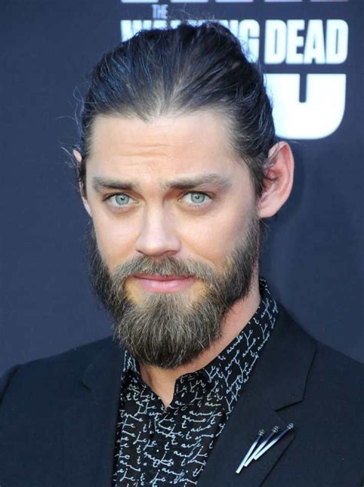 Fame | Tom Payne net worth and salary income estimation Jan, 2024
