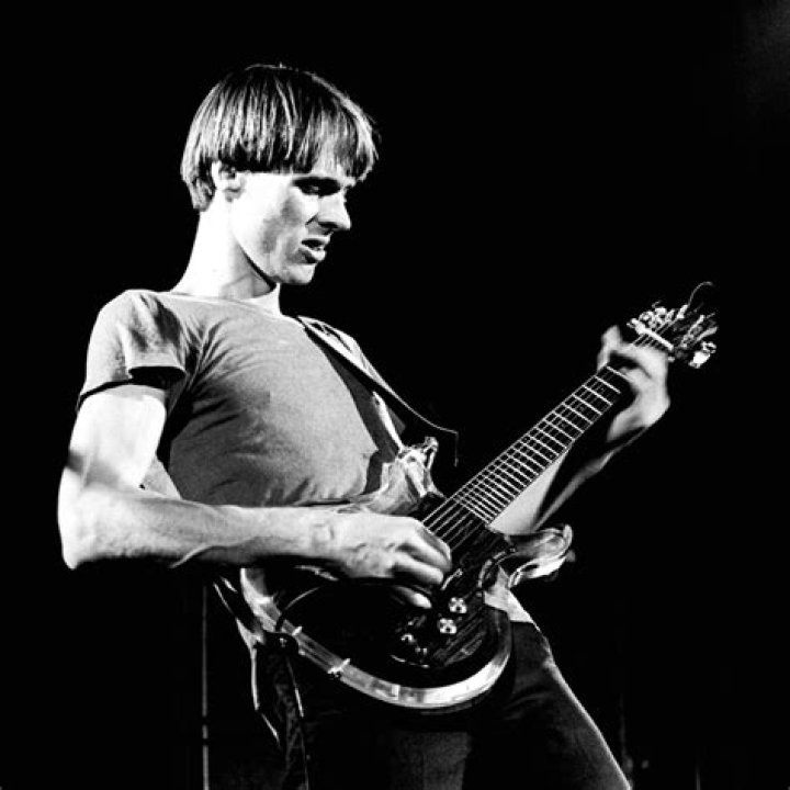 Tom Verlaine- Wiki, Biography, Age, Height, Net Worth, Wife, Death