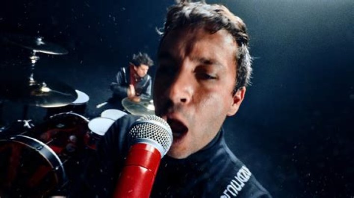 Twenty One Pilots Release Music Video for "My Blood"