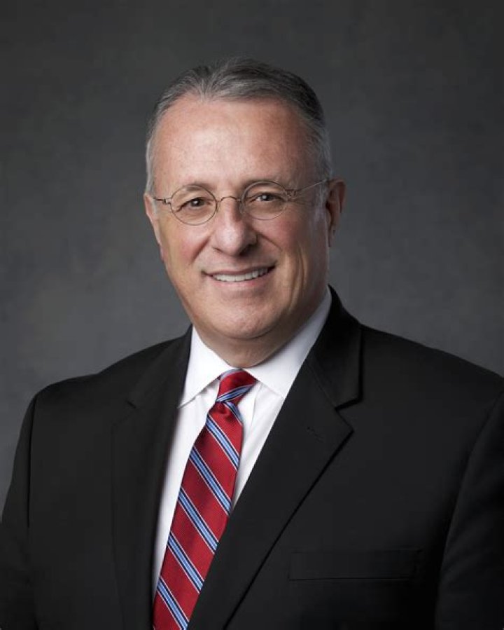 Fame | Ulisses Soares net worth and salary income estimation Jan, 2024