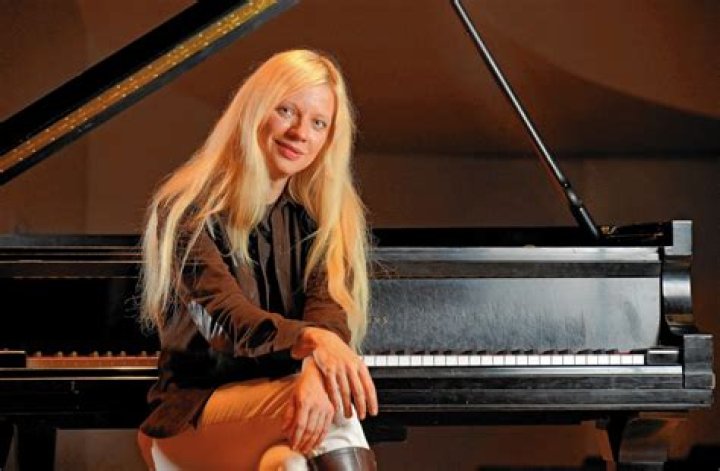 Valentina Lisitsa - Net Worth, Age, Height, Birthday, Bio, Wiki!
