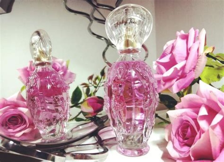 Fame | Vicky Tiel net worth and salary income estimation Jan, 2024