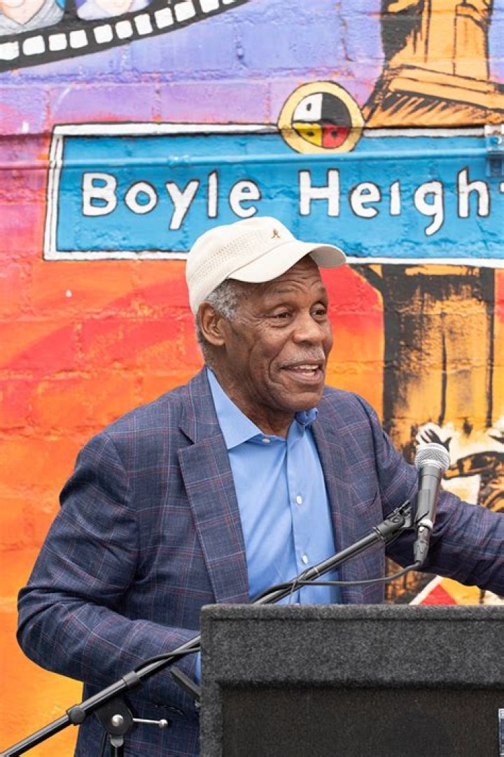 Victor Glover Net Worth: What Is Victor Glover Net Worth?