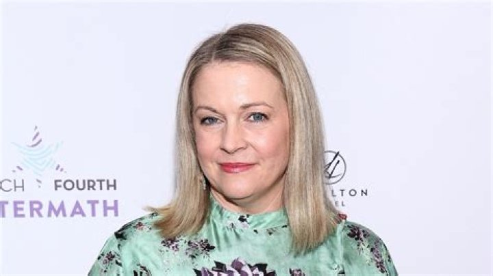 What is Melissa Joan Hart Net Worth?