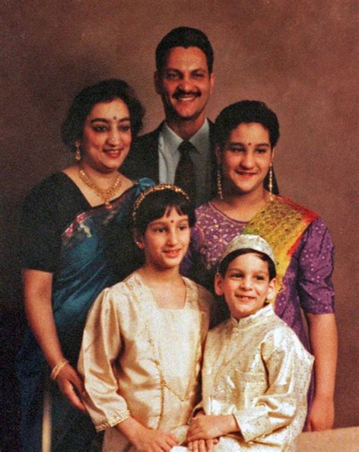 Who Are Rina Sawayama's Parents?