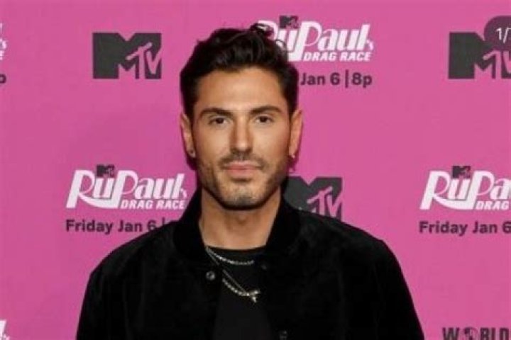 Who Is Joey Zauzig From “The Real Friends of WeHo”? Wiki And Family