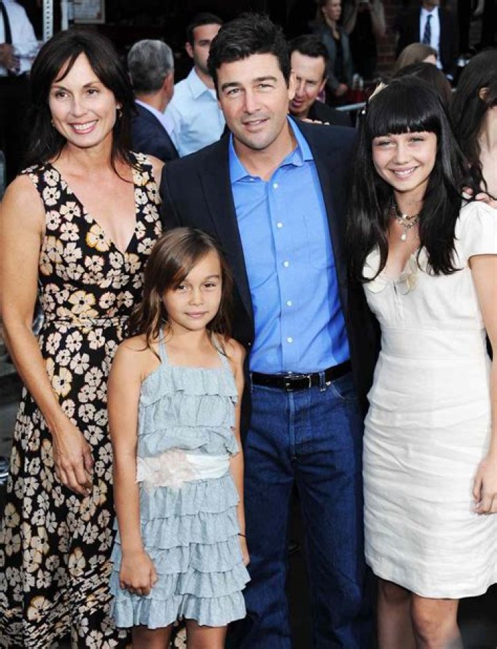 Who is Kathryn Chandler? Kyle Chandler's wife Bio: Age, Parents, Net Worth, Children, Wiki